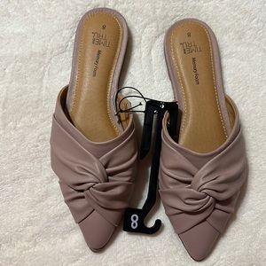 Time & Tru pink slides size 8